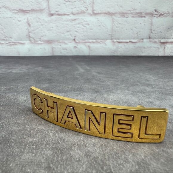 Chanel Vintage Logo Embossed Gold Hair Clip Barrette - Picture 4 of 9